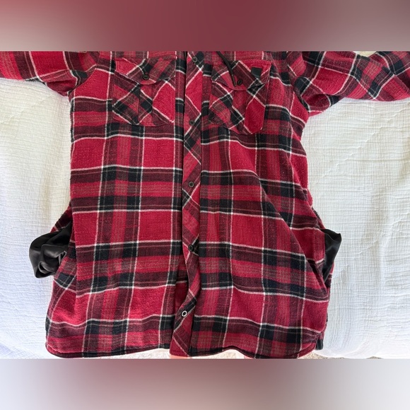 Volcom Snowboarding Hooded Flannel Jacket Red Black Plaid DWR Men’s Small - Picture 9 of 12